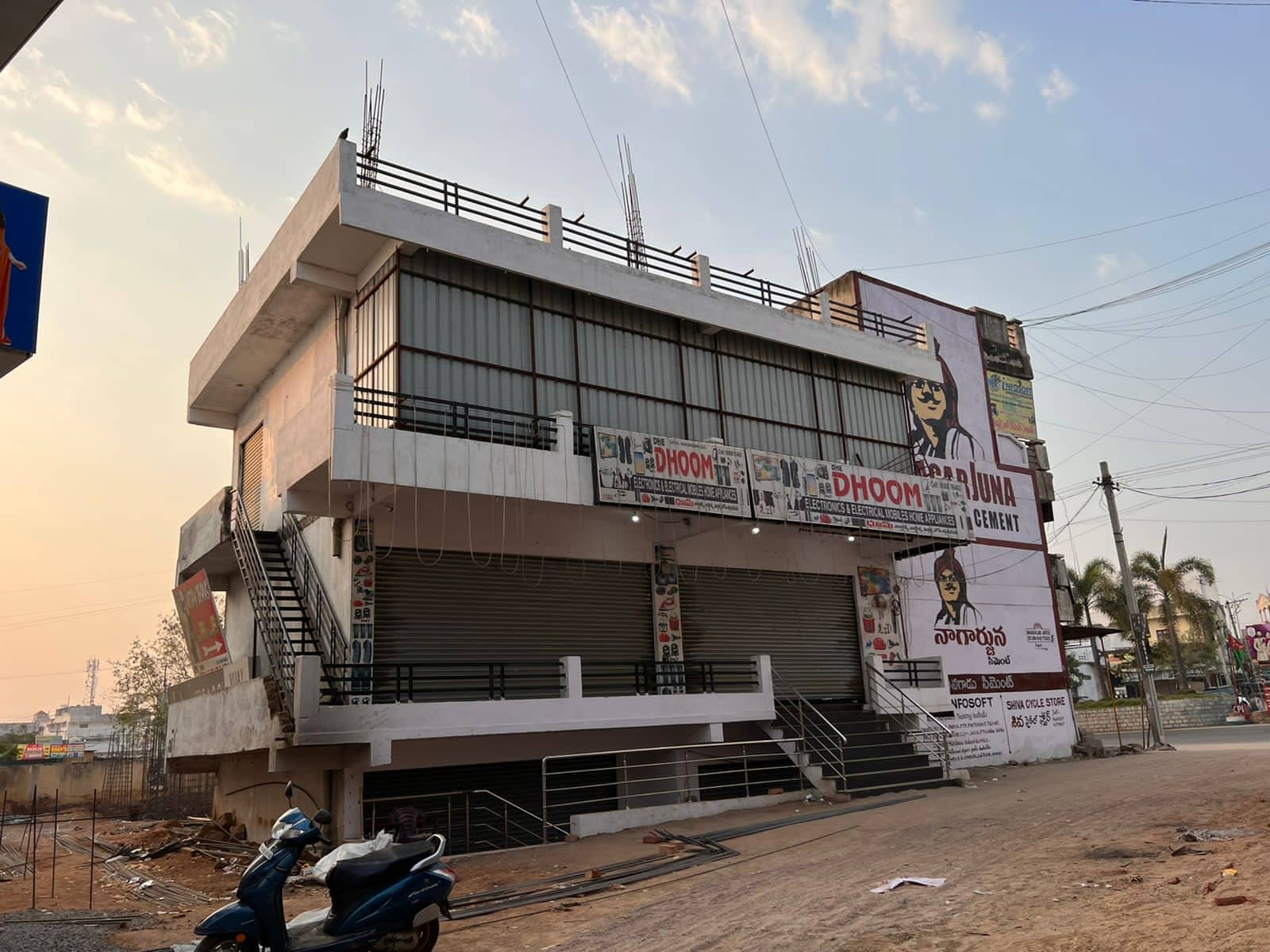 VR Multiplex &amp; Commercial Complex 3