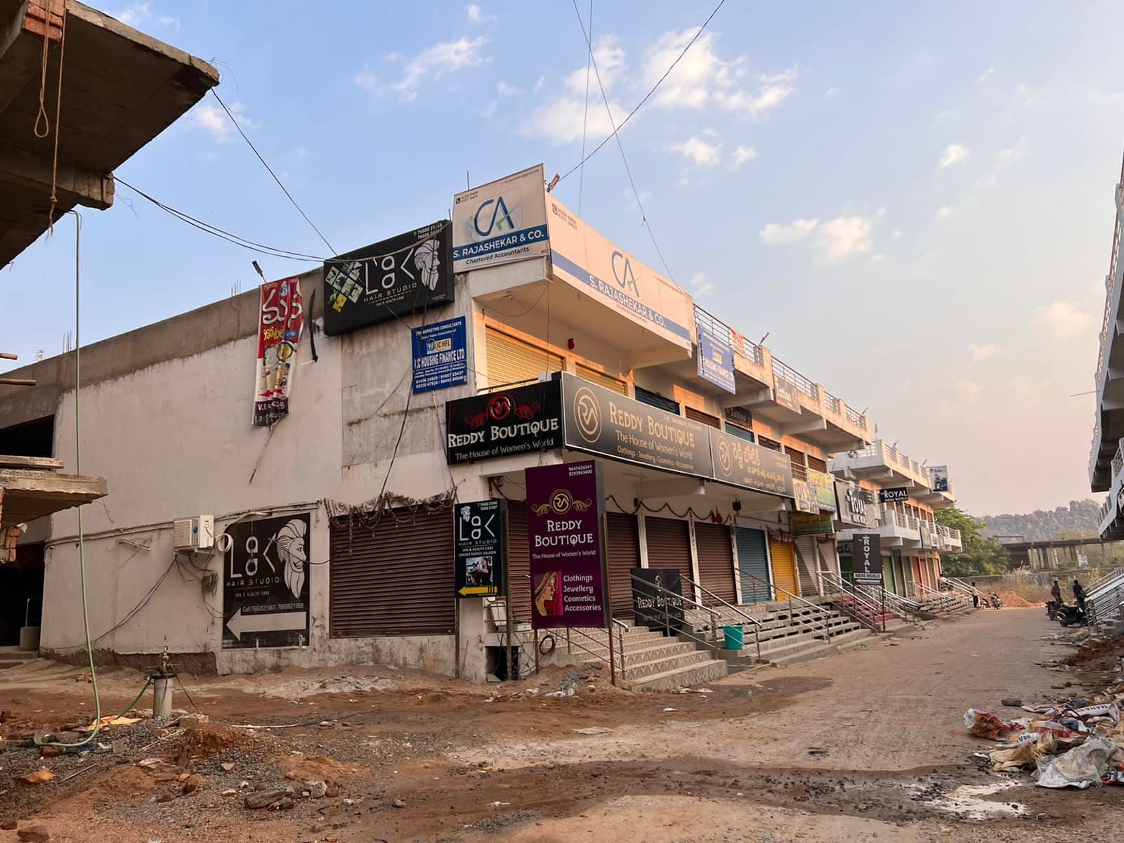 VR Multiplex &amp; Commercial Complex 5